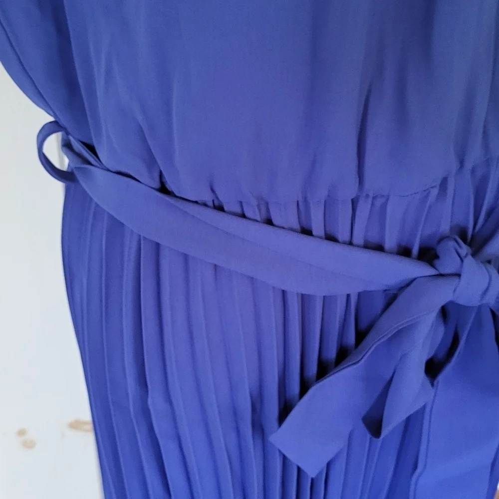 KIRUNDO Summer Sleeveless Halter Neck Pleated Midi Cocktail Dresses - Picture 5 of 10